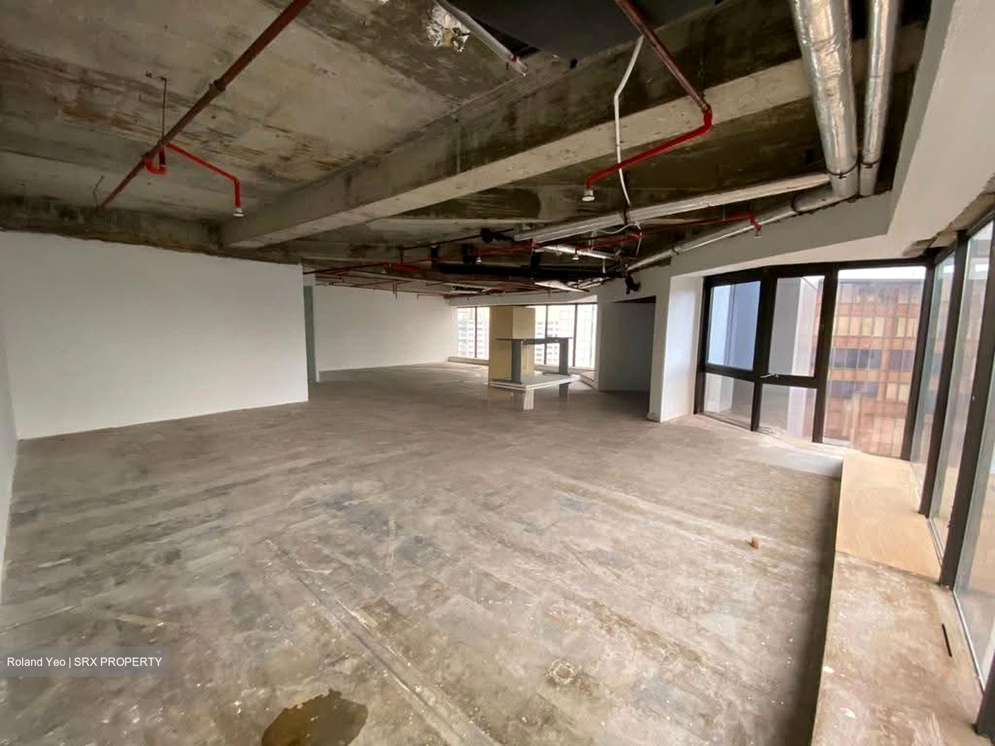 Tong Building (D9), Office #629193601